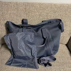 Blue large dagne dover